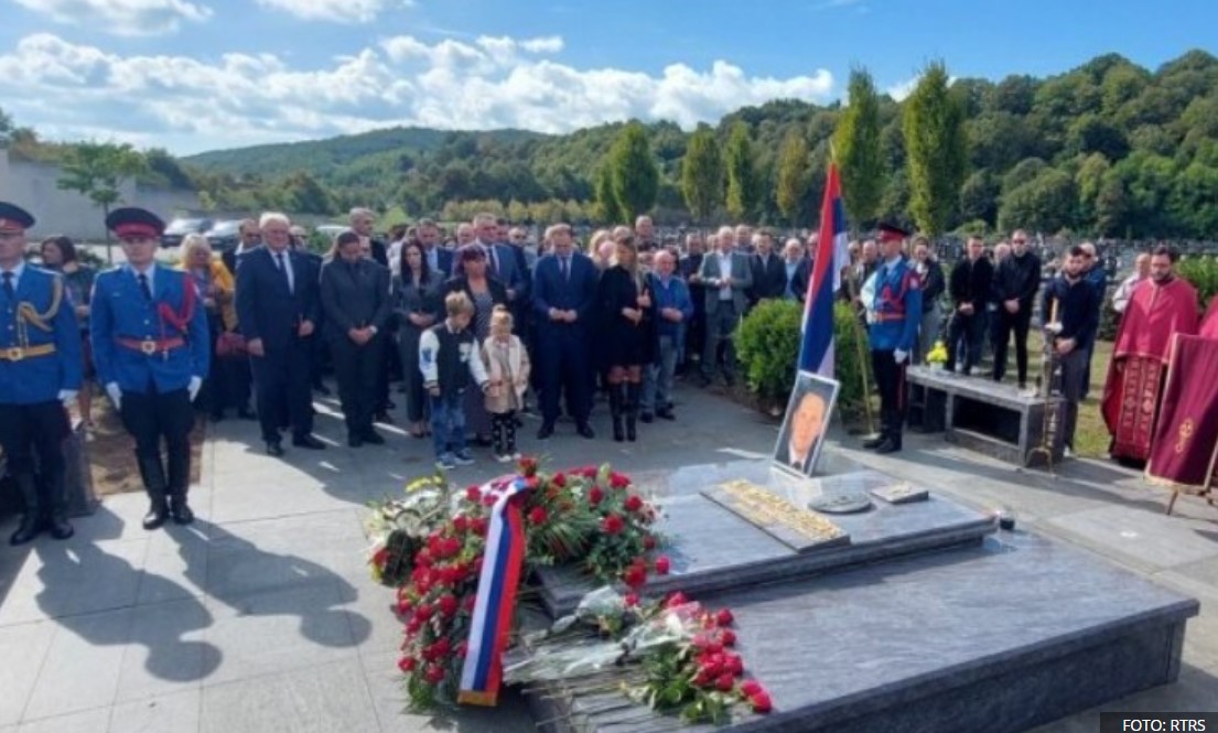 Minić odao poštu Jeliću: Čovjek koji je ostavio dubok trag u našem društvu