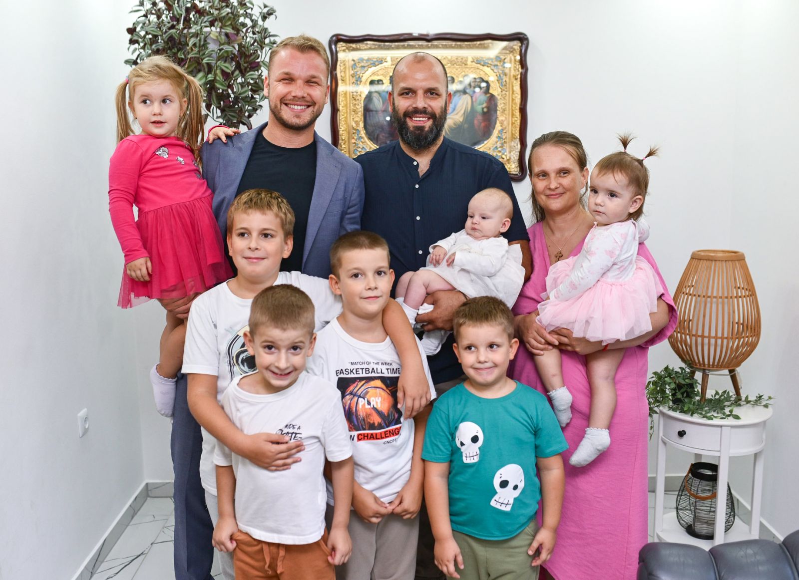 Stanivuković posjetio porodicu Mimić: „Svaki novi život je najveće bogatstvo Republike Srpske“
