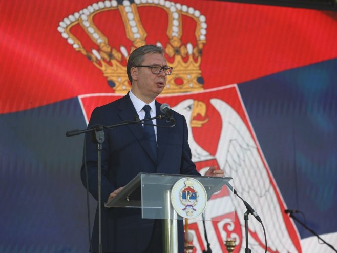 Vučić: Skup u Novom Sadu neće promijeniti vlast
