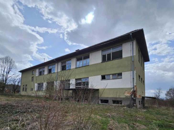 U Banjaluci se prodaje stara škola