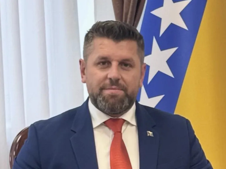 Duraković traži ocjenu ustavnosti odluke Narodne skupštine