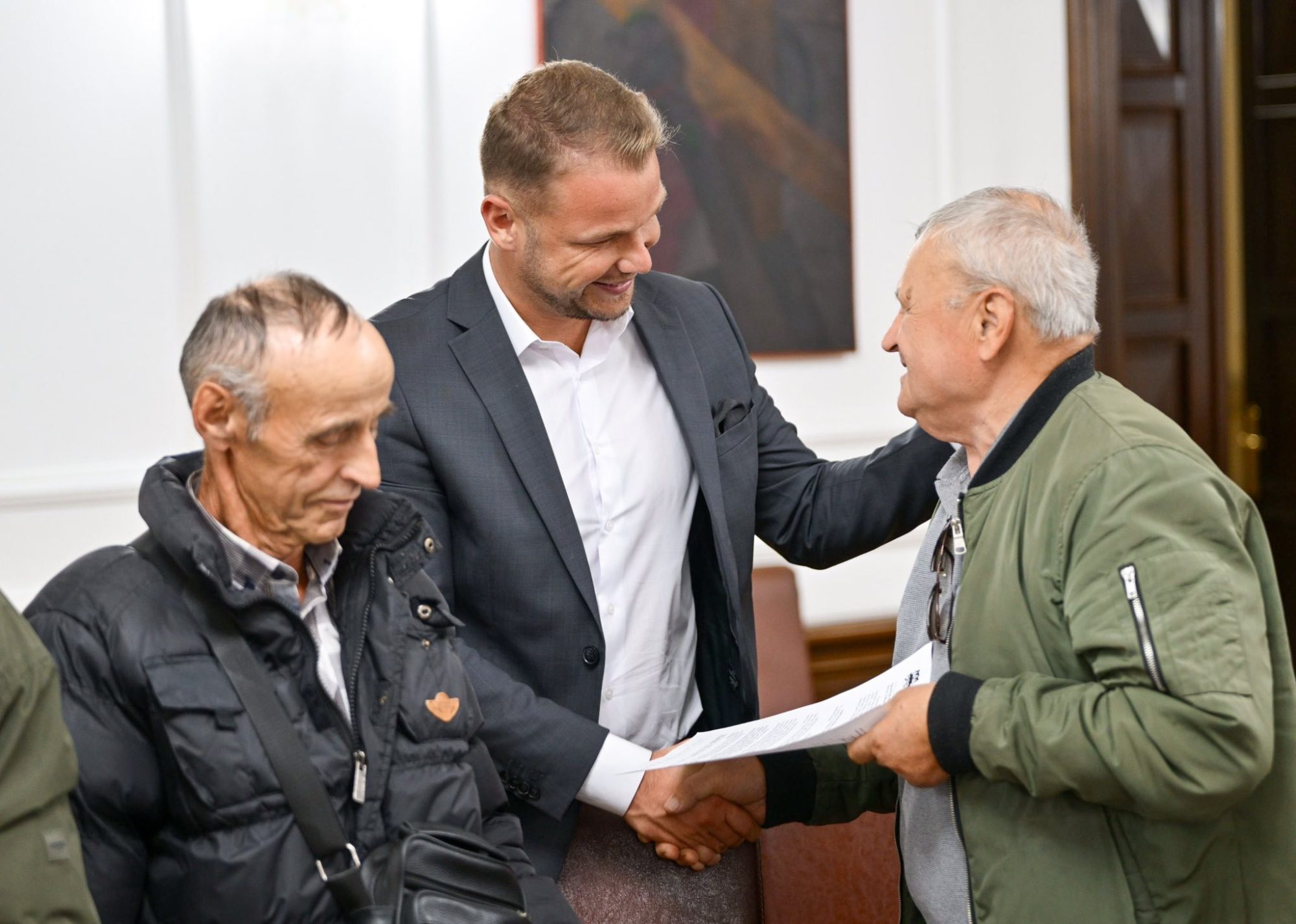 Stanivuković uručio rješenja o isplatama za porodice poginulih boraca i RVI