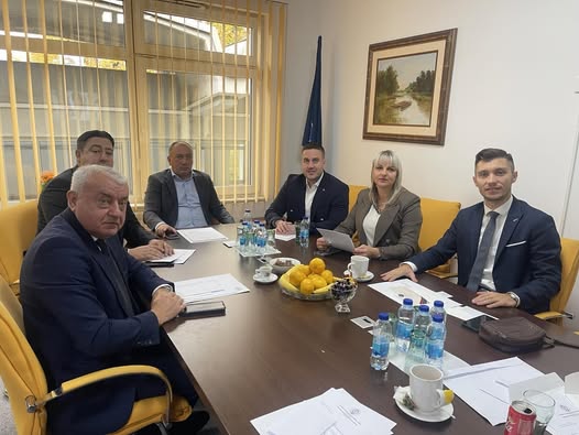 Drinić “Oni koji bi trebalo da čuvaju državu, čuvaju samo svoje fotelje”