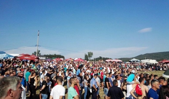 „Kočićev zbor“ pod lupom inspektora, kazne pljuštale i pod šatorom