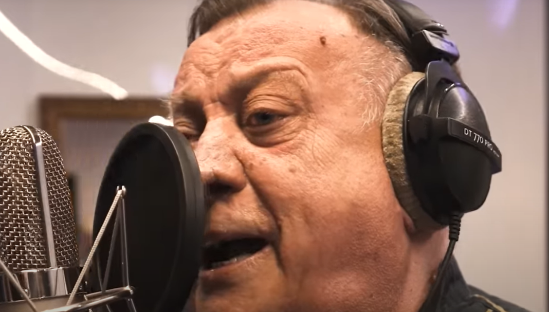 Saradnik Halida Bešlića otkrio detalje o pjesmama koje nikada nisu ugledale svjetlost dana