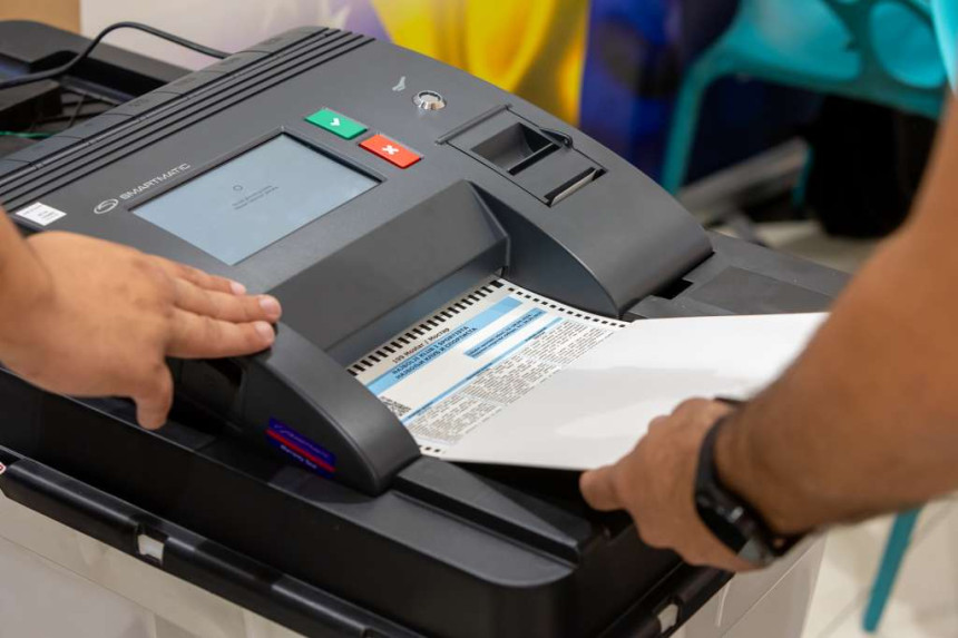 CIK raspisuje tender “težak” 88 miliona KM za skenere i biometrijsku identifikaciju birača