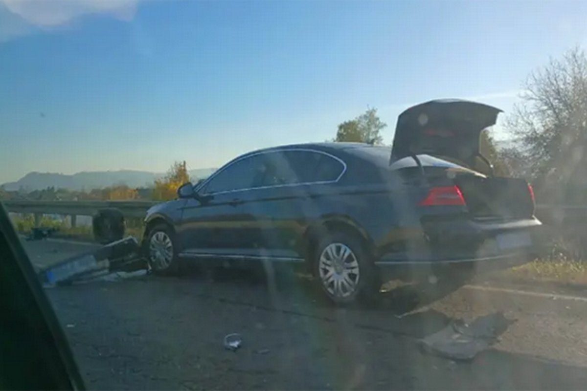 Sudar tri auta kod Banjaluke, jednom otpao točak