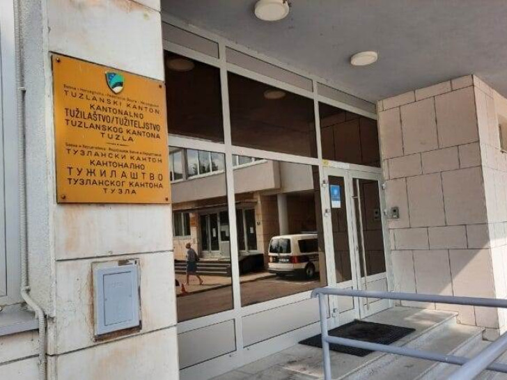 Tužilaštvu predat policajac osumnjičen za zlostavljanje djece