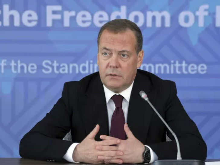 Medvedev: Evropo, pomozi sirotinji u Ukrajini