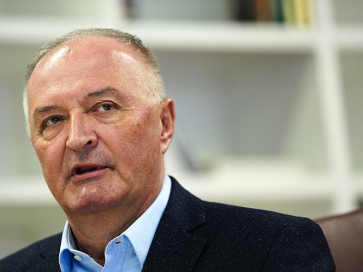 Novi skandal: Helez ne dozvoljava Sijartu da sleti u Banjaluku