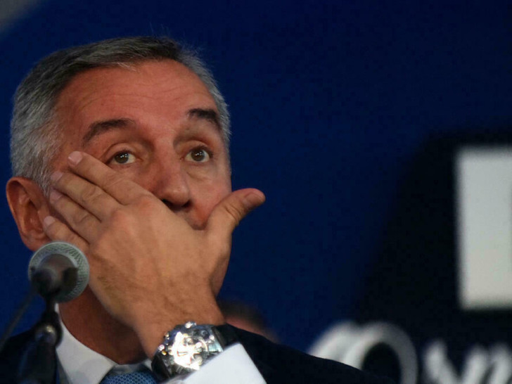 Afera skupocjeni satovi, samo jedna u nizu vezanih za Đukanovića