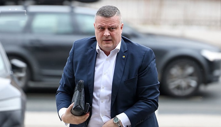 Mijatović nakon dojave o bombi: Iza svega stoji Dodik