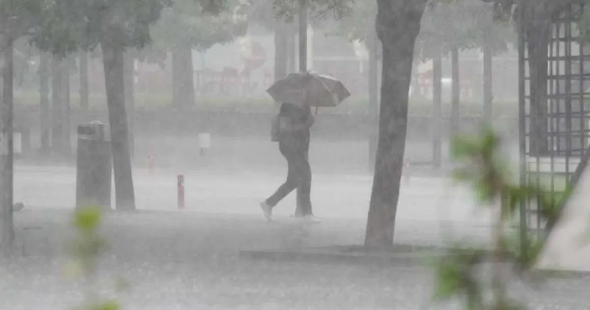 Snažno nevrijeme u Banjaluci, očekuje se i novi talas