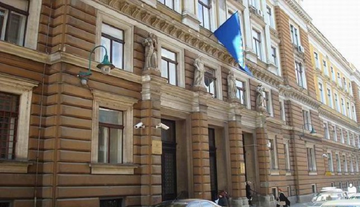 Jednomjesečni pritvor policajcu zbog polne zloupotrebe maloljetnice