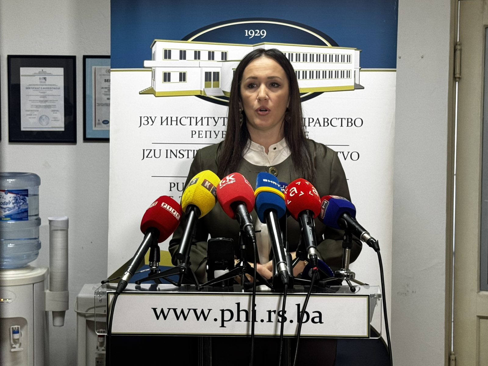 Trbušni tifus u Srpskoj nakon mnogo godina: Zaražena studentkinja iz Indije puštena kući