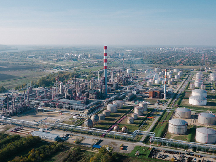 Rafinerija u Pančevu sutra prestaje s radom ako ne bude licence