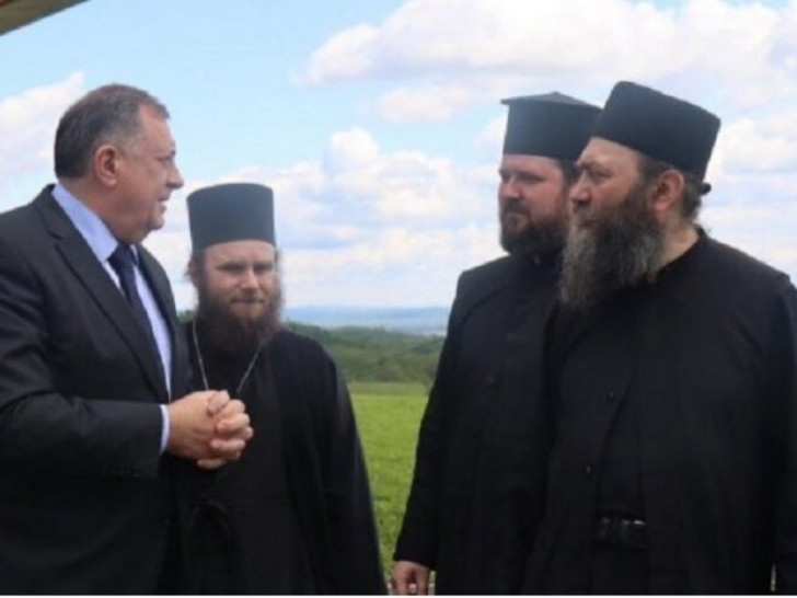 Dodik čestitao manastirsku slavu bratstvu Hilandara