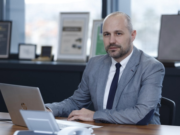 Direktoru aerodroma u Sarajevu zabrano obavljanja funkcije