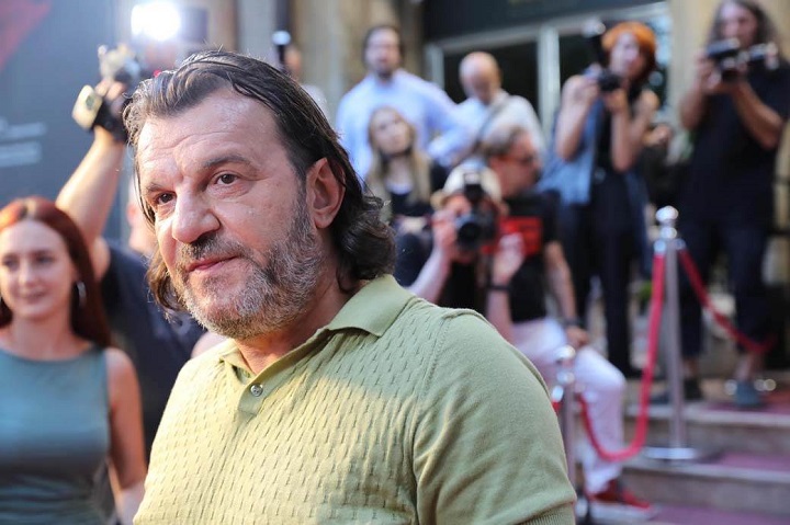 Lukas: Spreman sam besplatno pjevati u Sarajevu