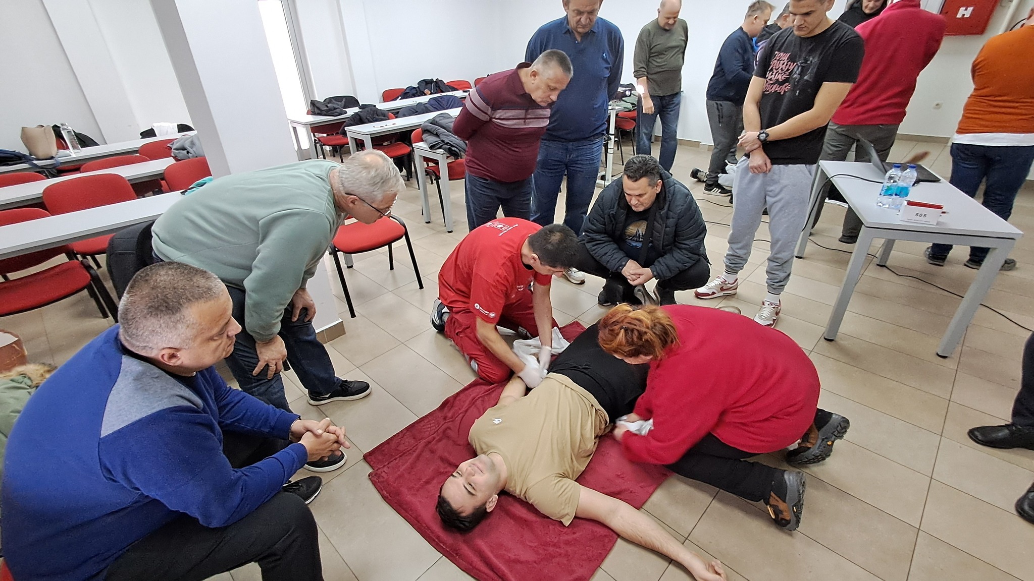 Vatrogasci na obuci zaustavljanja krvarenja!