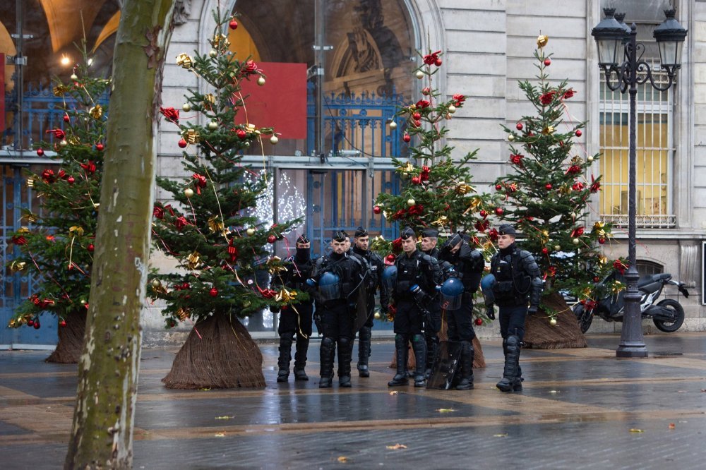 Veće mjere bezbjednosti u Francuskoj na božićnim marketima zbog terorizma