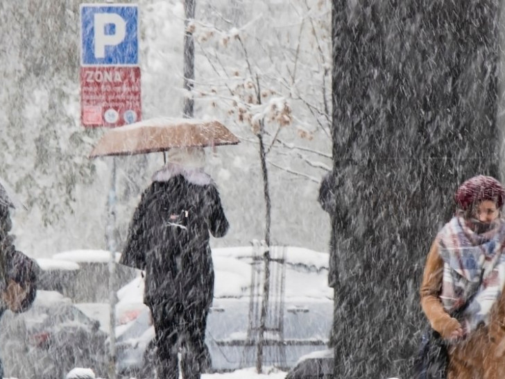 Upozorenje na nove sniježne padavine i obilnu kišu na jugu
