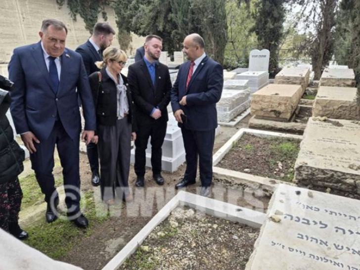 Dodik i Trišić Babić posjetili grob Arija Livnea