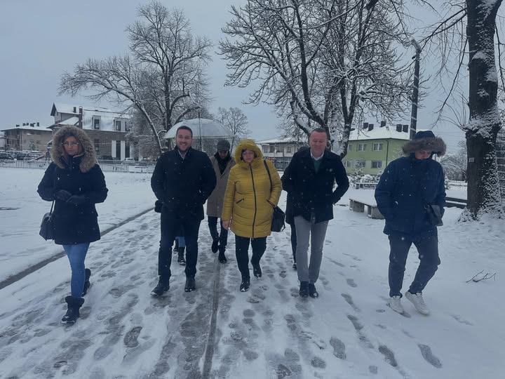Drinić: Prvih 10 centimetara snijega ogolilo godine nemara – Srbačani prepušteni sami sebi