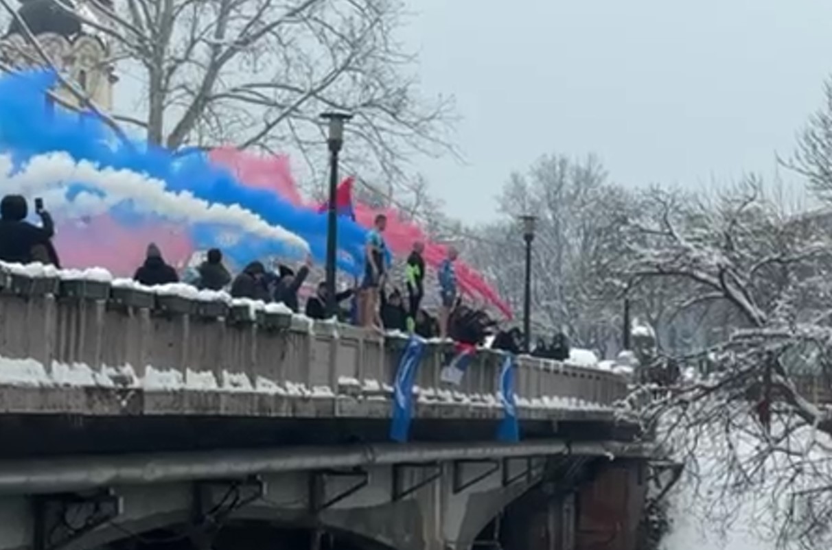 U čast Srpske – „Banjalučka lasta“ poletjela sa Gradskog mosta