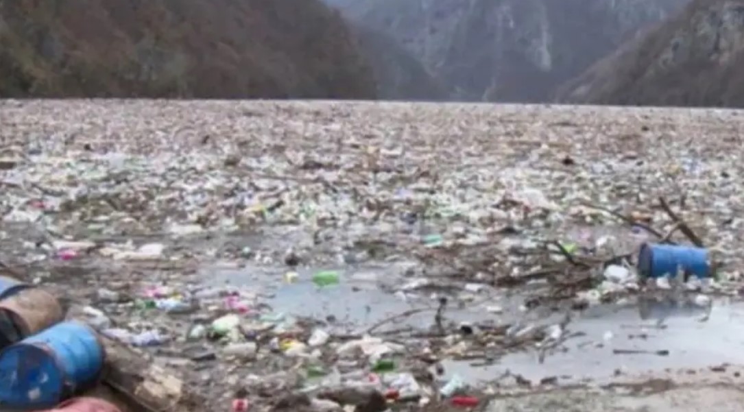 Drina ponovo zatrpana smećem sa divljih deponija