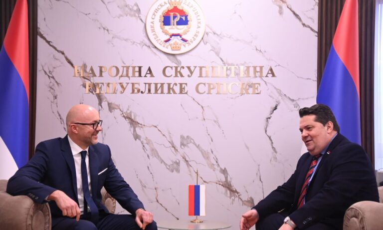 Stevandić se sastao sa Hlobenom: Uvažiti prava Srpske u procesu evropskih integracija
