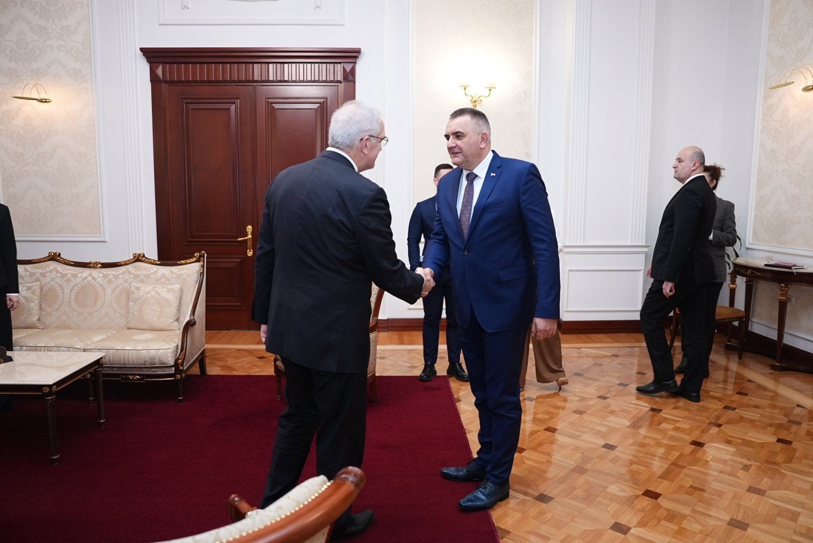Predsjednik Vlade Republike Srpske Savo Minić razgovarao sa šefom Misije OEBS-a u BiH Rikoom Holcaplom