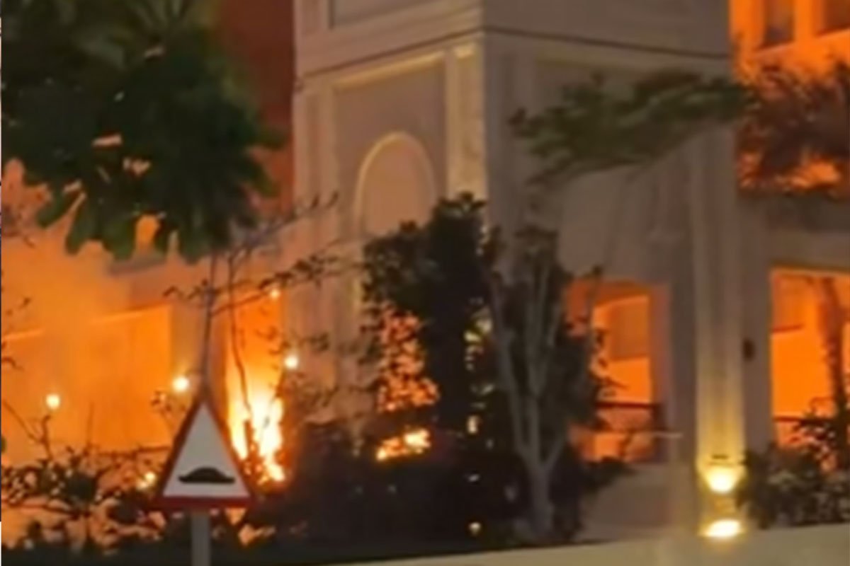 Novi napad na Dubai, gori luksuzan hotel: Snimljen trenutak udara (VIDEO)
