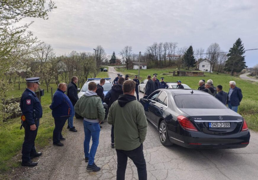 Napet skup u Modranu: Borci VRS stigli, policija saopštila – evo šta se desilo