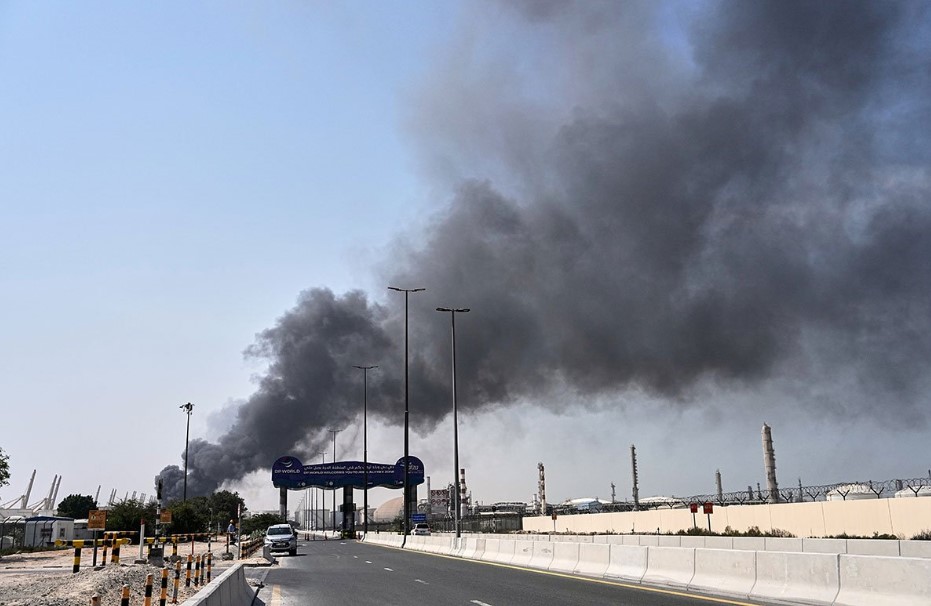 Haos u Persijskom zalivu: Eksplozije u Dubaiju, mete američke i izraelske baze (VIDEO)