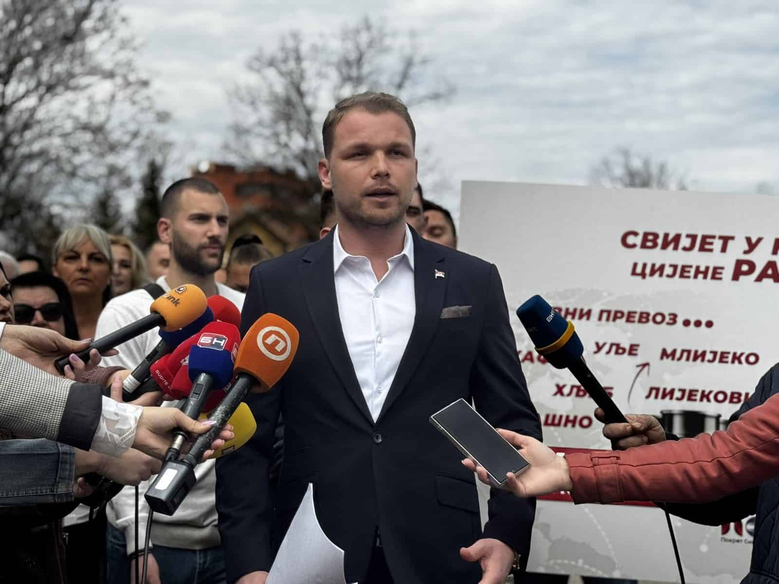Stanivuković traži hitnu reakciju: Nije logično da HRANA i LIJEKOVI imaju istu stopu PDV-a kao LUKSUZNI proizvodi