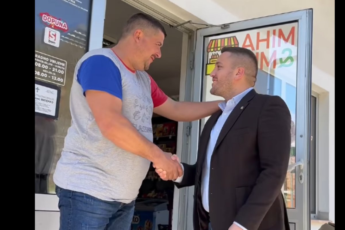 Drinić u Jelićkoj: Ako dođete u neko mjesto, a ne svratite ispred trgovine, ostajete uskraćeni za najzanimljivije priče