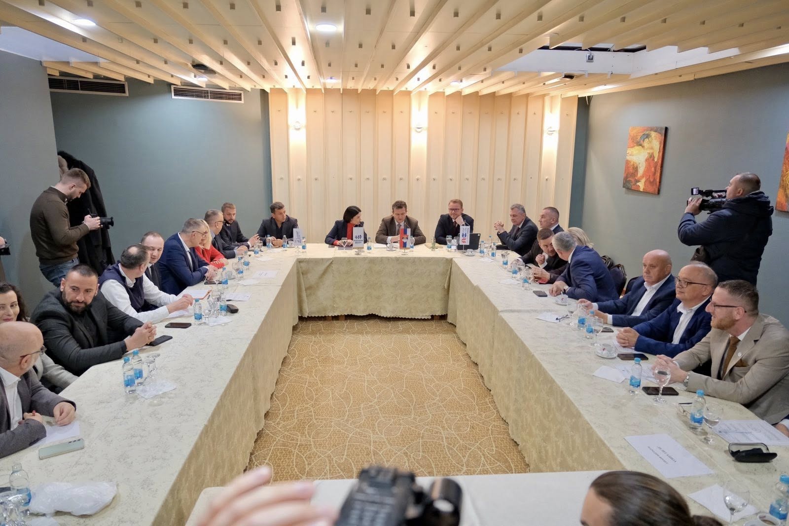 Popularnost ili infrastruktura? Ko će biti kandidati opozicije