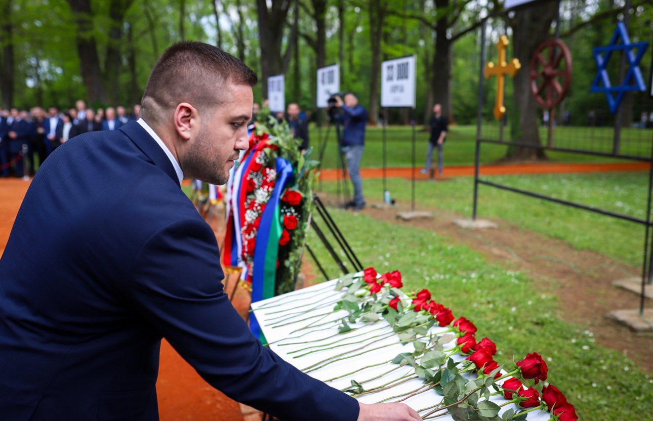 Dan sjećanja na žrtve Jasenovca obilježen u tišini i dostojanstvu