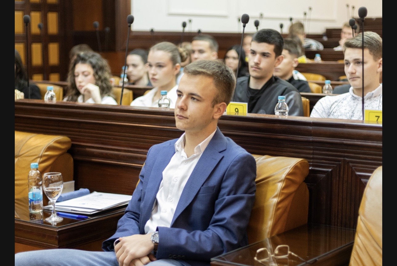 Savez srednjoškolaca Srpske pokrenuo pilot program sezonskih poslova za srednjoškolce