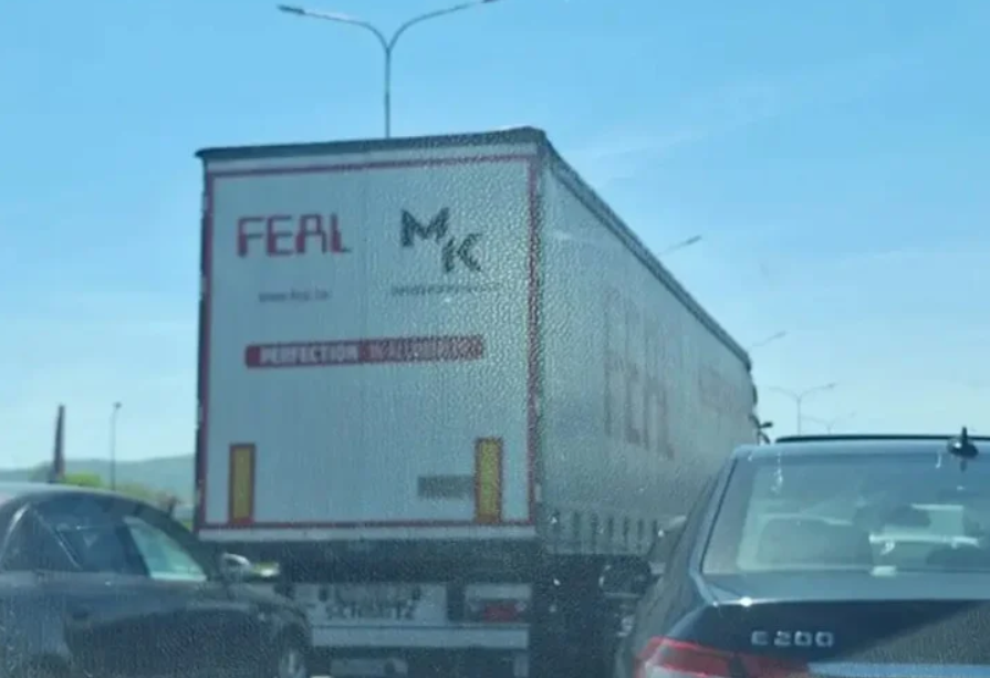Vozači kod Prijedorske petlje čekaju 40 minuta (VIDEO)