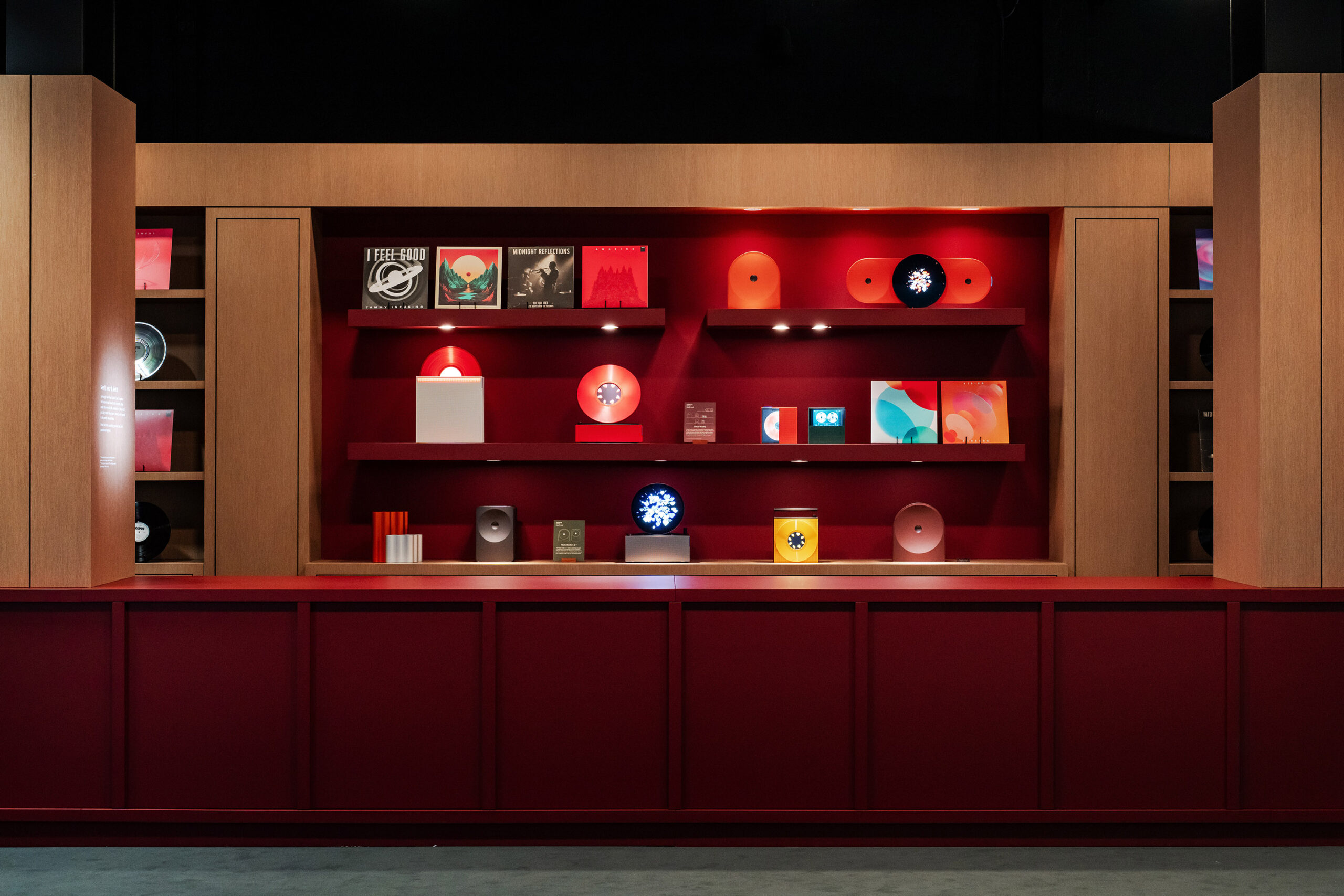 Kompanija Samsung Electronics predstavila je izložbu „Dizajn je čin ljubavi“