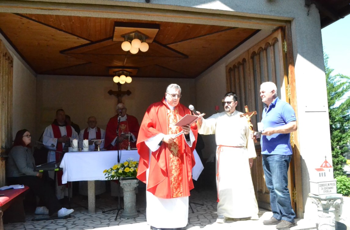 Proslavlavljen patron groblja i otvorena nova upravna zgrada društva