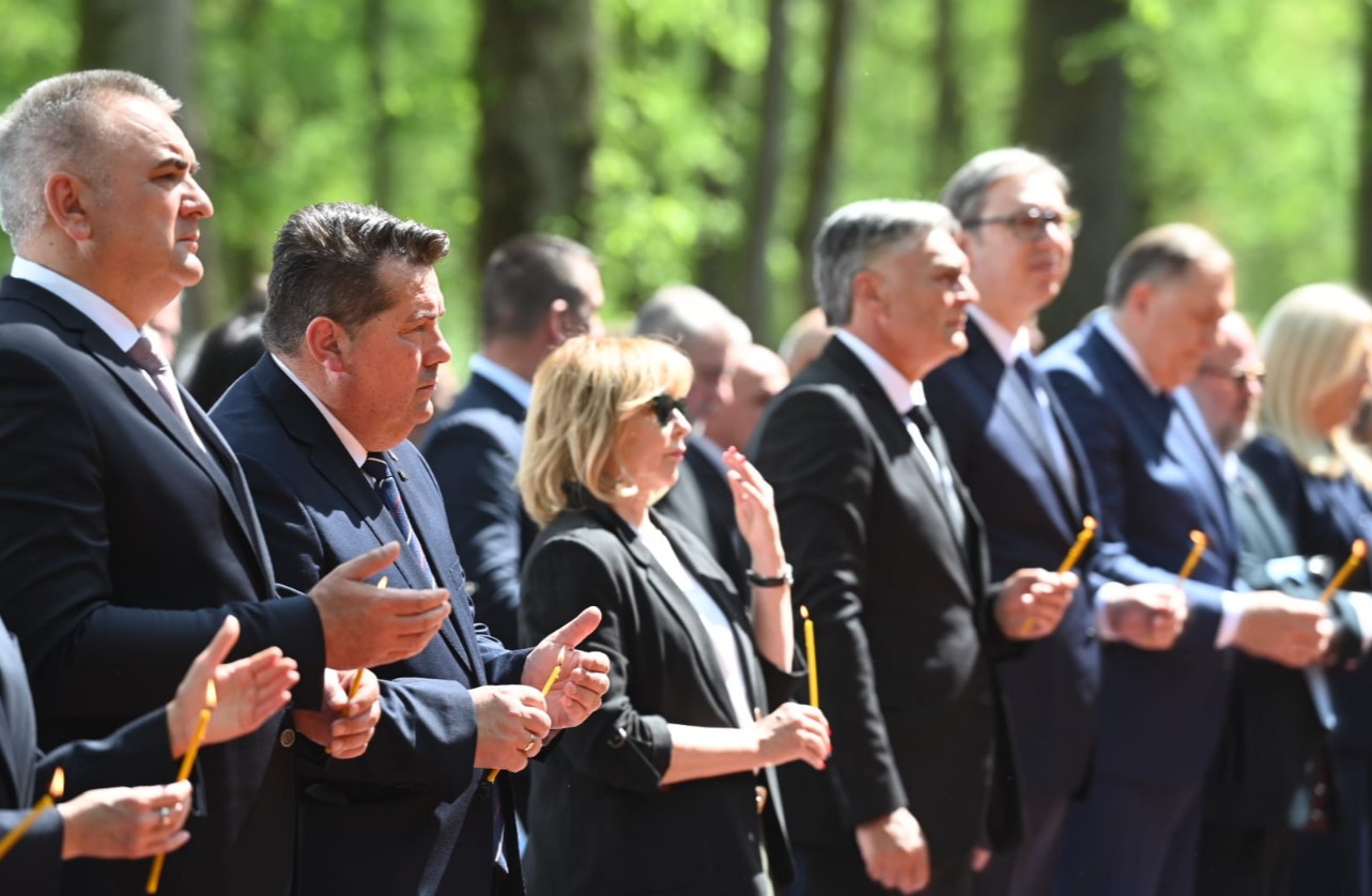 “ISTINA KOJA PROBIJA LAŽI: Stevandić poručio – Srbi među najvećim žrtvama genocida u Evropi!”