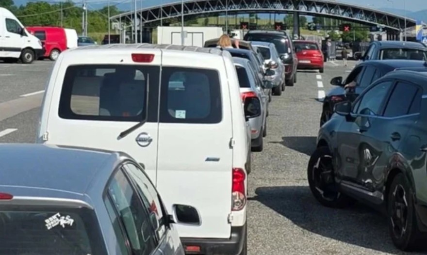 Pao EES sistem, putnici blokirani na granici BiH i Hrvatske