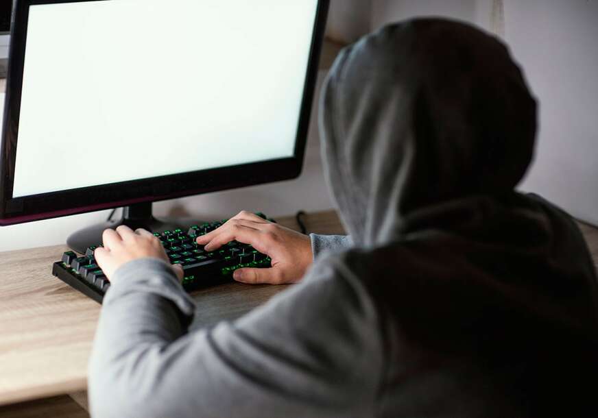 Upozorenje za roditelje u Srpskoj: Djeca sve češće meta seksualnih predatora na internetu