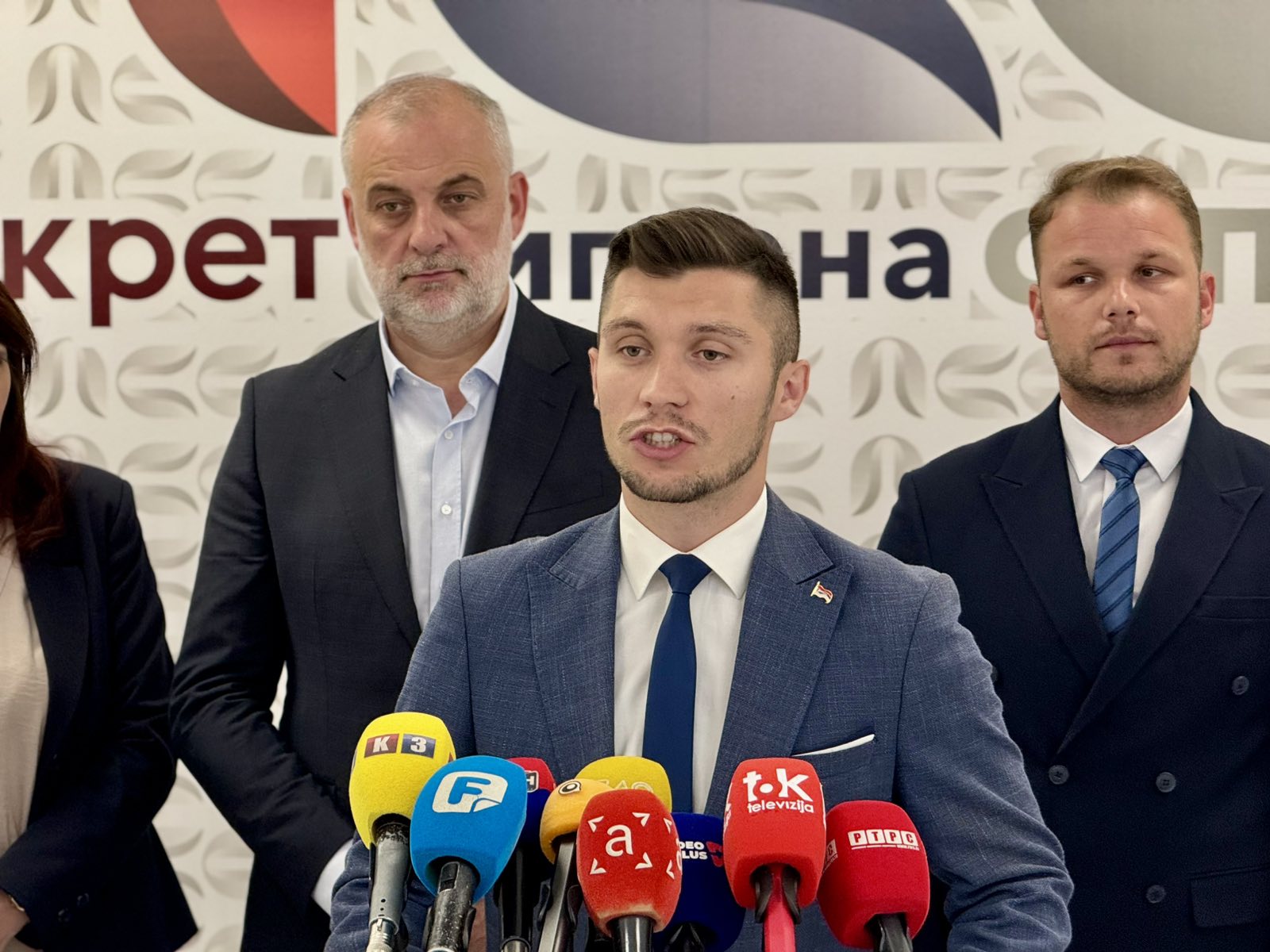 Kresojević: Penzioneri pola penzije daju na lijekove, vrijeme je za ukidanje PDV-a!