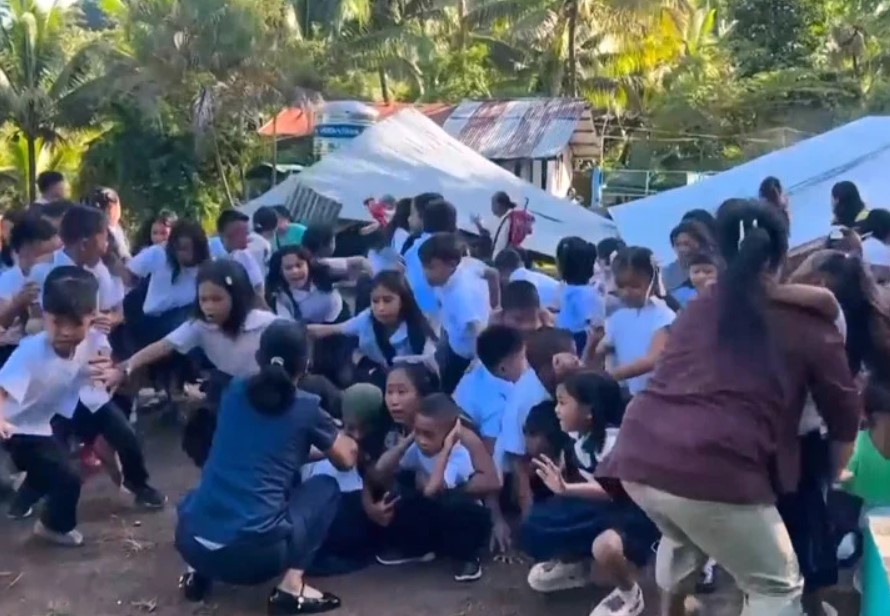 STRAVIČAN ZEMLJOTRES NA FILIPINIMA! Raste broj žrtava! Nakon glavnog udara uslijedilo još 138 naknadnih (FOTO, VIDEO)