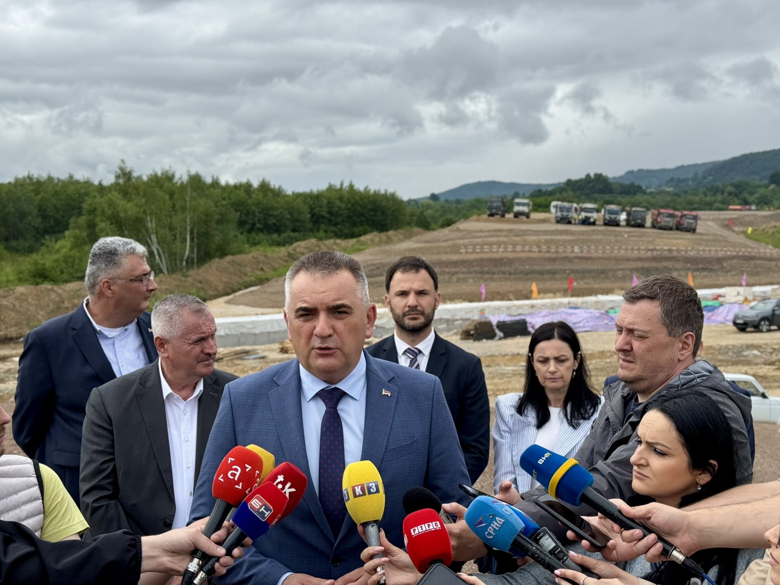 Minić, Stevanović i Višković obišli gradilište auto-puta Banjaluka–Prijedor: Novi rok kraj 2028. godine