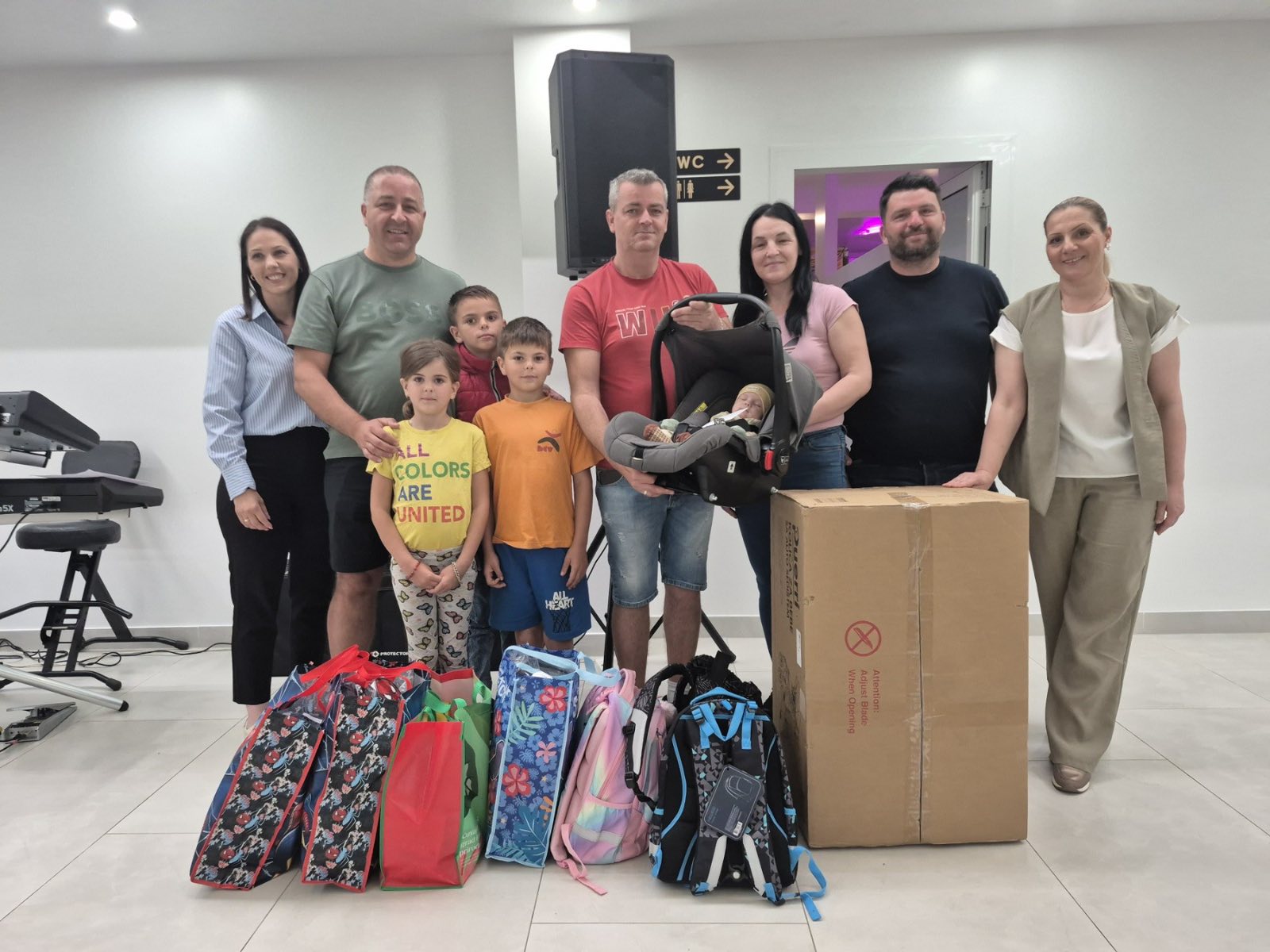 Janković organizovao humanitarni turnir: Pomoć za 15 djece i pet porodica u Čelincu (FOTO)